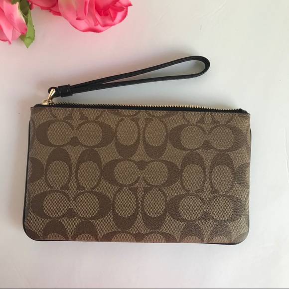 COACH LARGE WRISTLET IN SIGNATURE CANVAS KHAKI/BL - Picture 5 of 16